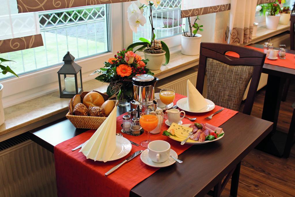 Pension Haus Waldfrieden, Meinecardplus Inklusive Виллинген Экстерьер фото