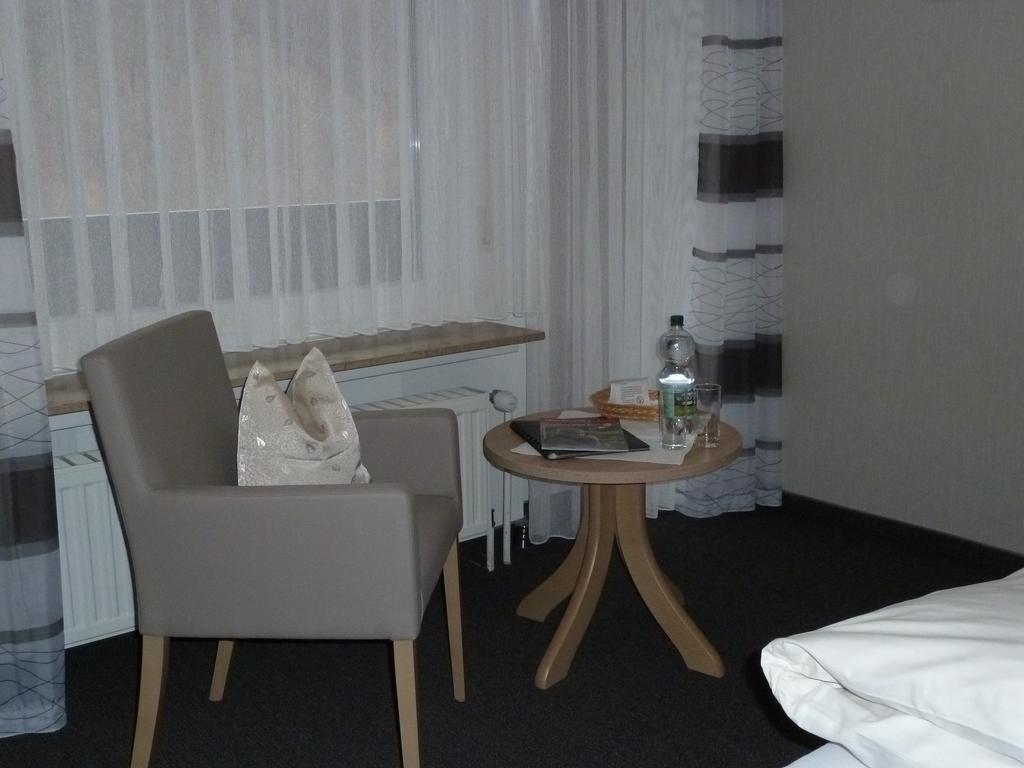 Pension Haus Waldfrieden, Meinecardplus Inklusive Виллинген Экстерьер фото